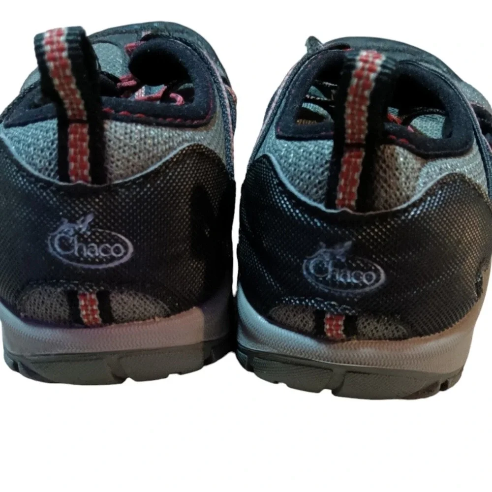 Chaco Outcross Kids Junior Hiking Shoes Grey Red Bungee J190201 Size 5 US 36 EUR
